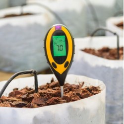 Tester Gleby 4w1 z Wyświetlaczem LCD