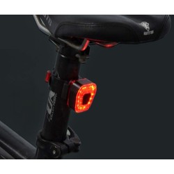 Lampka Rowerowa Tylna 14 LED USB Aku | LafaretDeco
